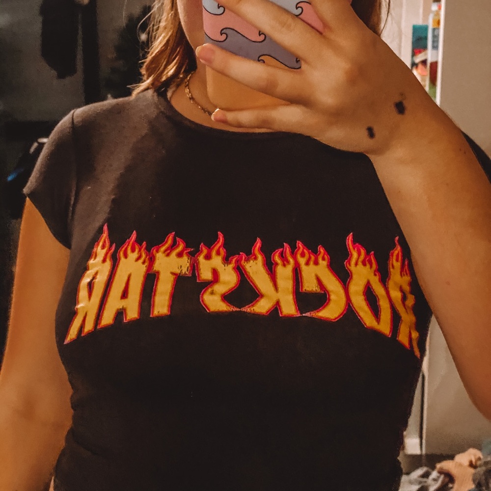 cropped tee